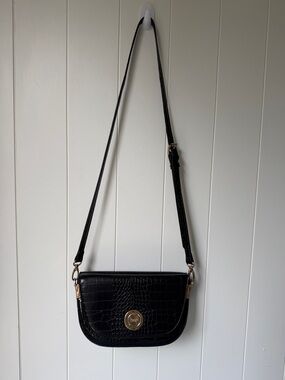 Black Dune London Shauta crossbody bag
